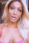 Roma Trans Camilla Brazil 389 90 59 453 foto selfie 18