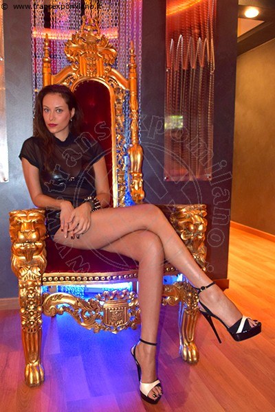 Foto Dea Luxurya Sexy Mistress Sondrio 3884989072