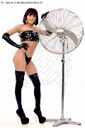 Foto Samantha Dumont Sexy Trav Riccione 3312091639 - 45